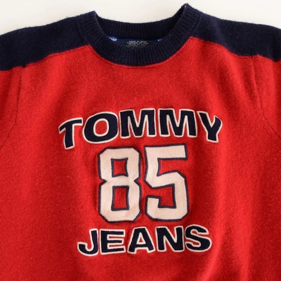 Vintage Tommy 85 Jeans Red & Blue 100% Lambswool Crewneck Sweater - Picture 11 of 15
